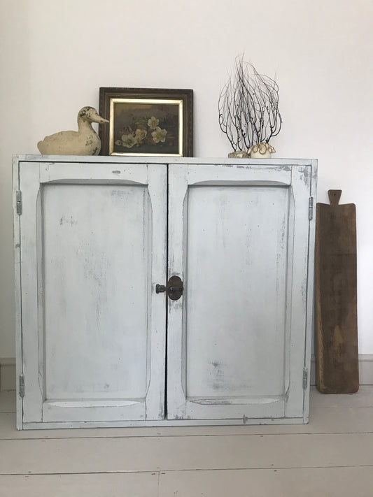 Beautiful Pale Linen Cupboard